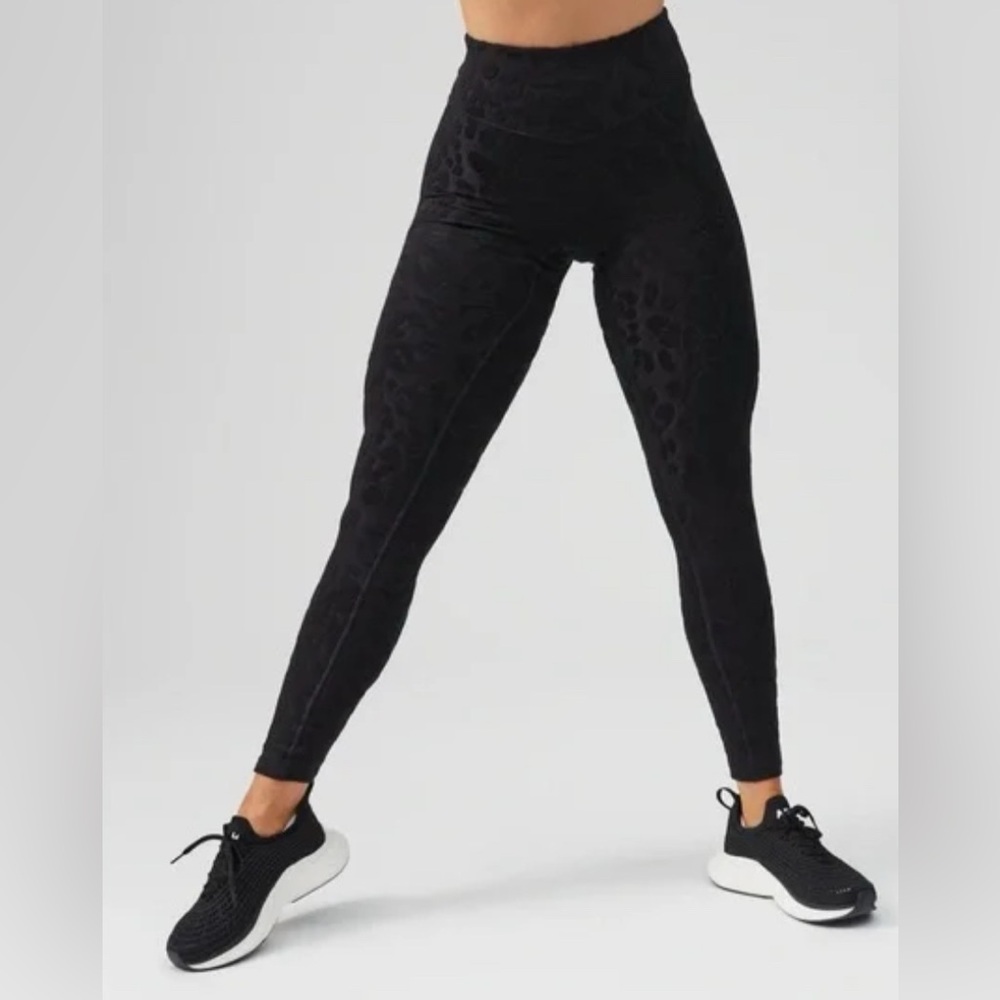 LIKE NEW Buffbunny Leopard Jacquard Legging